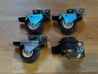 Set de 4 Ruedas Giratorias con Freno