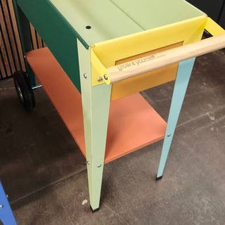 JARDINERA URBANA INFANTIL CON RUEDAS MUL