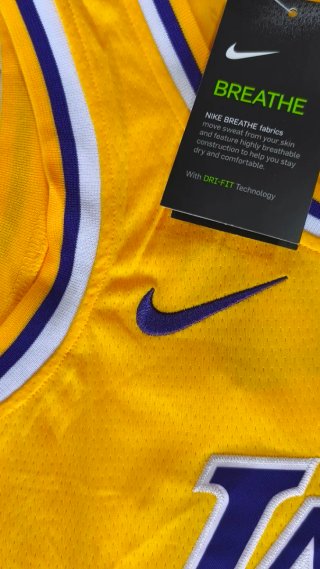 Camiseta Nike Lakers 23 Bibigo Talla M