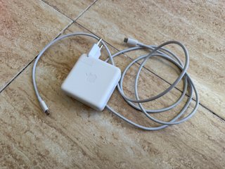 Cargador Apple USB-C 67w ORIGINAL