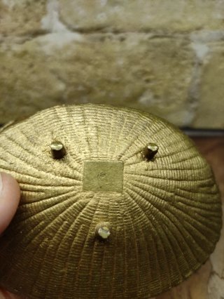Antiguo vaciabolsillos bronce latón dorado