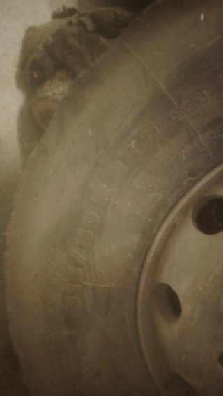 Rueda de Camión 315/80 R22.5 con Llanta