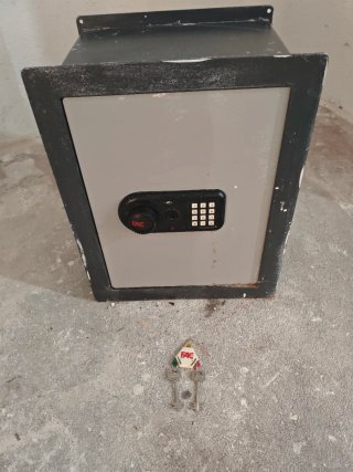Caja fuerte FAC con teclado numérico