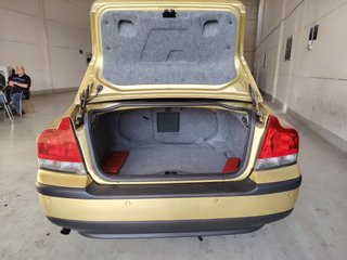 Volvo S60 2002