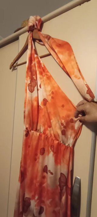 Vestido largo halter con fular