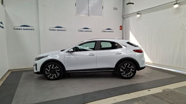 Kia XCeed 2025, foto 2