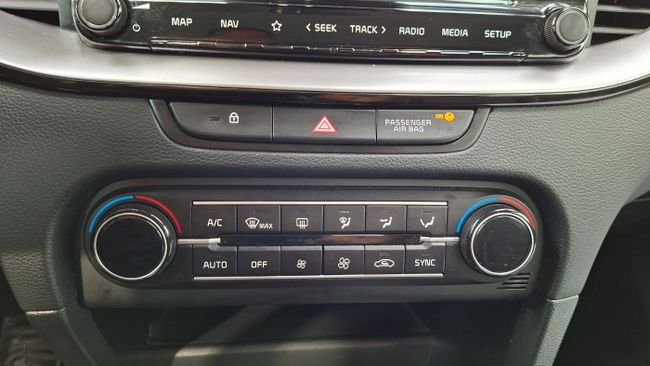 Kia XCeed 2025, foto 17