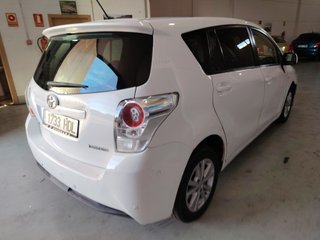 Toyota Verso 2011