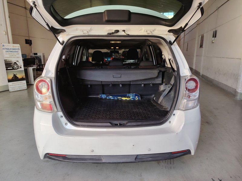 Toyota Corolla Verso 2011, foto 7