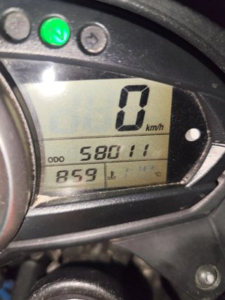 Kawasaki Z750 Blanca Carnet A2