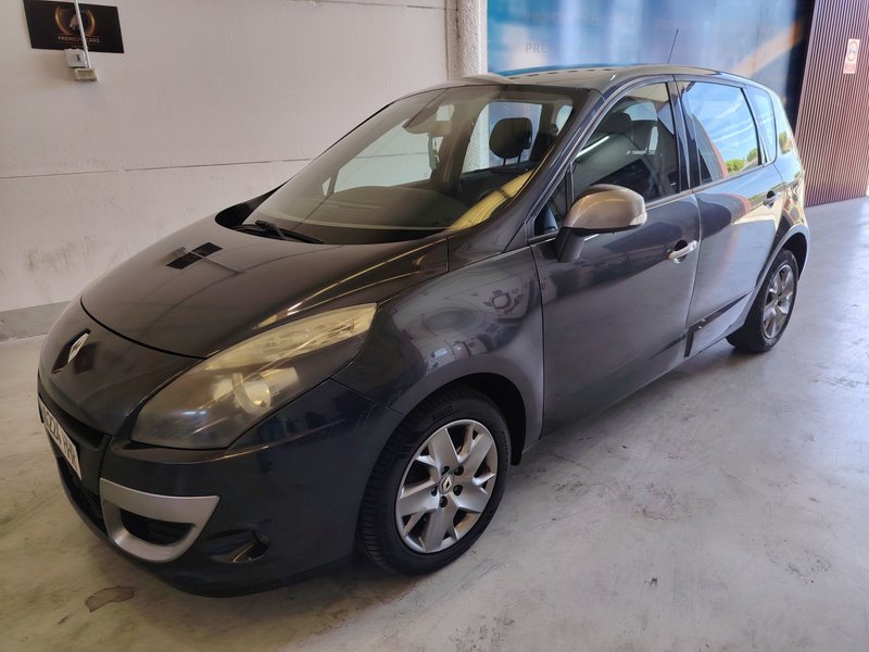 Renault Scénic 1.6 Emotion 2011