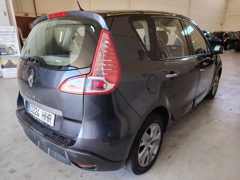 Renault Scénic 1.6 Emotion 2011, foto 5