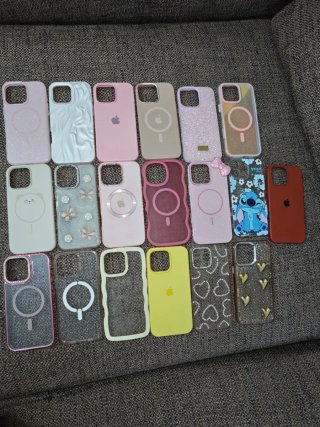 iPhone 16 Pro Max 256GB + 19 Fundas (Impecable)