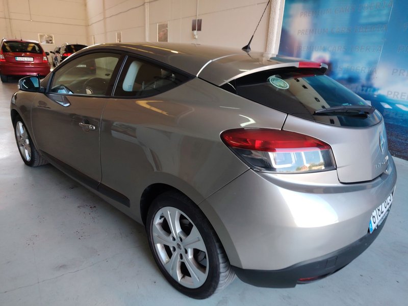 Renault Mégane 1.5 dCi Dynamique 2009, foto 4