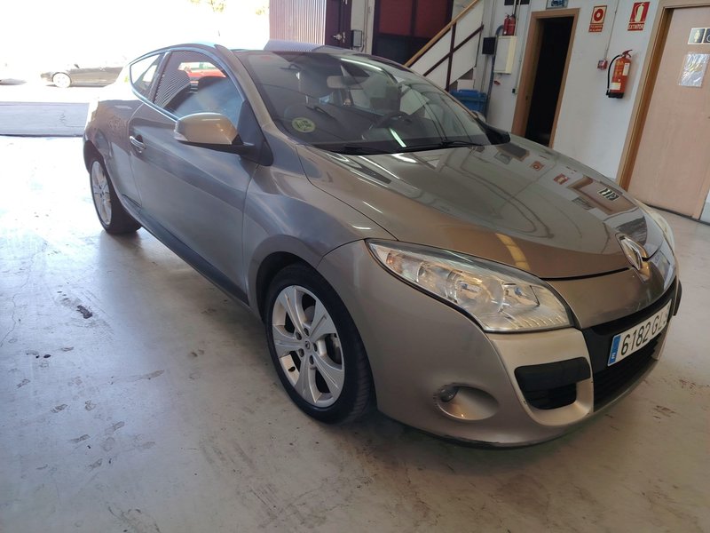 Renault Mégane 1.5 dCi Dynamique 2009, foto 3