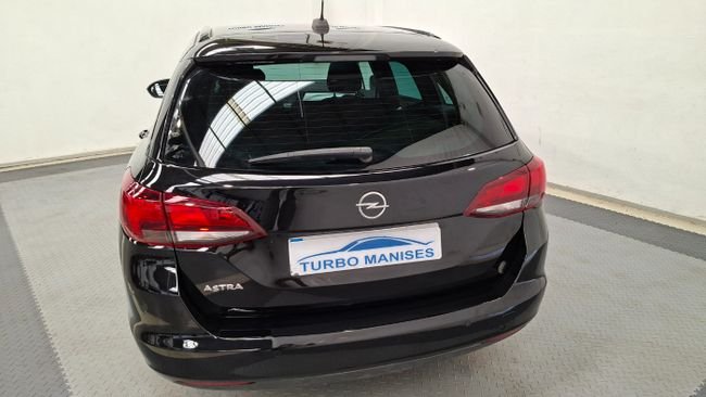 Opel Astra ST 1.4T SHT CVT Ultimate 2021, foto 4