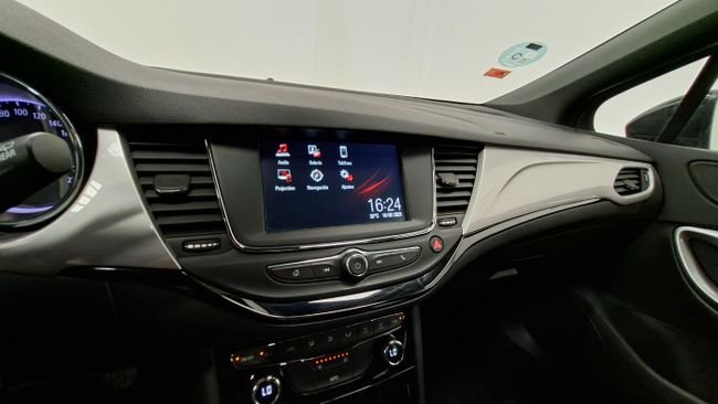 Opel Astra ST 1.4T SHT CVT Ultimate 2021, foto 18