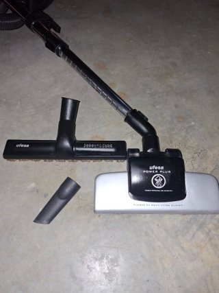 Aspiradora Ufesa Cycletron 2000W