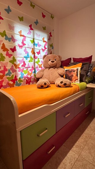 Cama nido con cajones y armario