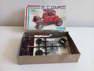 Maqueta Aurora 1/32 21 T Coupe