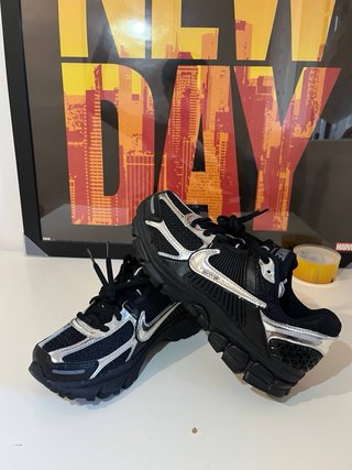 Zapatillas Nike Zoom Vomero 5 Chrome