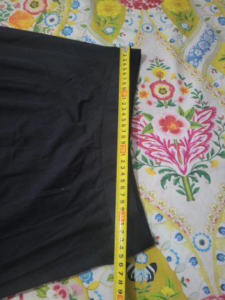 Falda Larga Asimétrica Negra H&M Divided