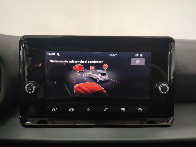 SEAT Arona 2025, foto 12