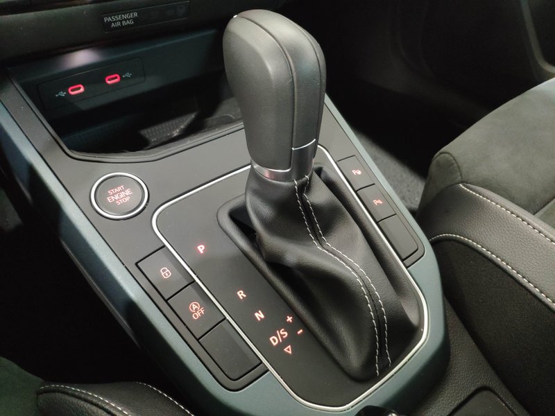 SEAT Arona 2025, foto 14