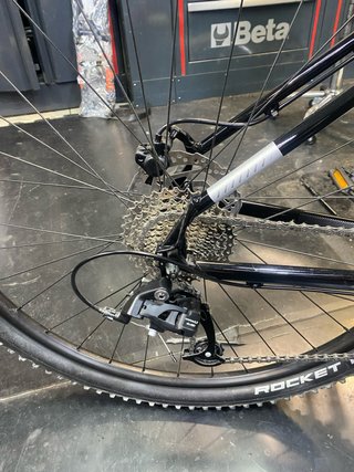 Bicicleta de Montaña Cannondale Negra