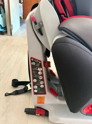 Silla de coche para bebé con sistema Isofix