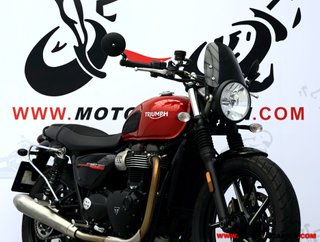 TRIUMPH STREET TWIN 900 ¿A2?