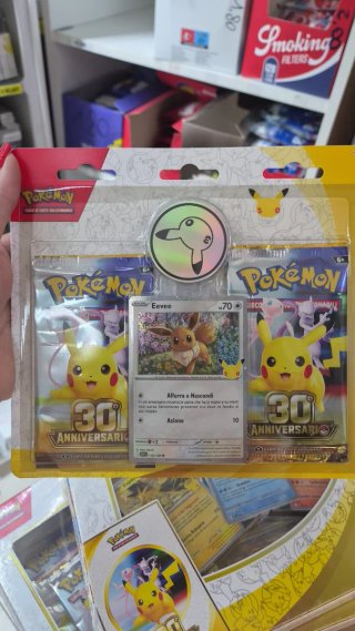 Pokemon 30th Anniversary Set con Eevee