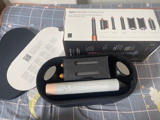 Dyson    Airwrap      complete      long