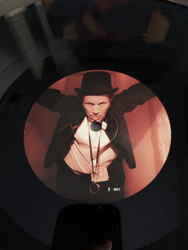 LP TOM WAITS ,BLOOD MONEY ,2002,EUROPE,