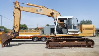 SE VENDE EXCAVADORA LIEBHEER