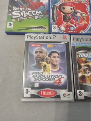 Juegos PS2: Sensible Soccer, Bomberman, Kinetic