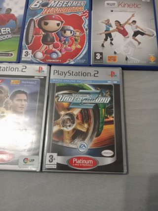 Juegos PS2: Sensible Soccer, Bomberman, Kinetic