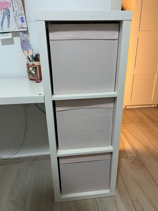 Escritorio Ikea con estante Kallax incorporado