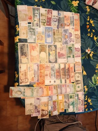 Lote de Billetes Extranjeros Variados