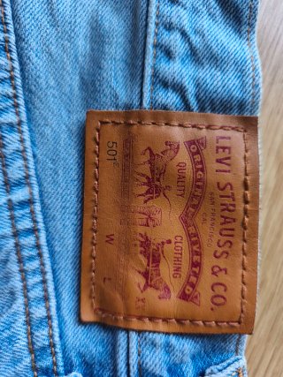 Lote de pantalón corto y dos camisetas