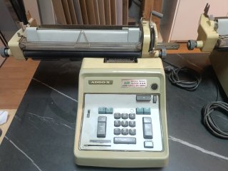 Calculadora Electromecánica Addo-x