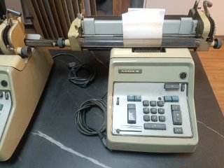 Calculadora Electromecánica Addo-x