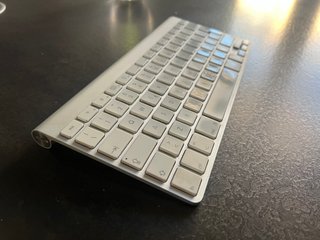Tastiera Wireless Apple A1314 (Layout Italiano)