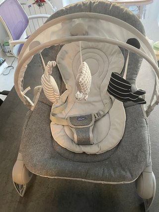Hamaca bebé Chicco gris