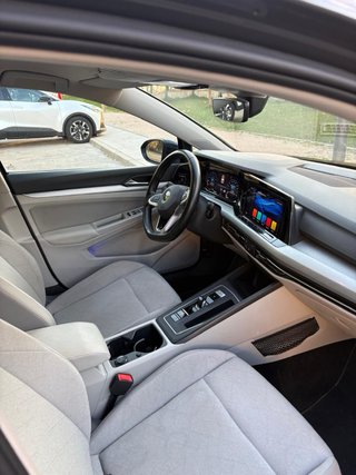 Volkswagen Golf 2021