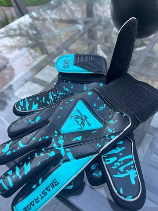 Guantes de Portero BEASTRAGE Talla 6