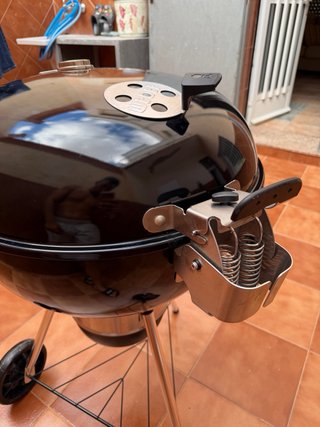 Barbacoa Weber Master-Touch Premium.