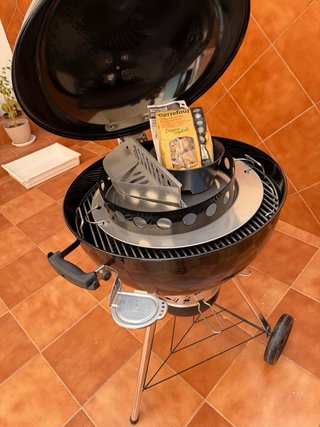 Barbacoa Weber Master-Touch Premium.