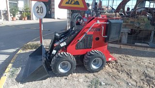 Mini pala cargadora roja NUEVA A ESTRENAR