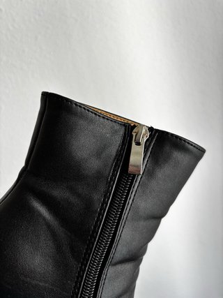Botas de tacón negras